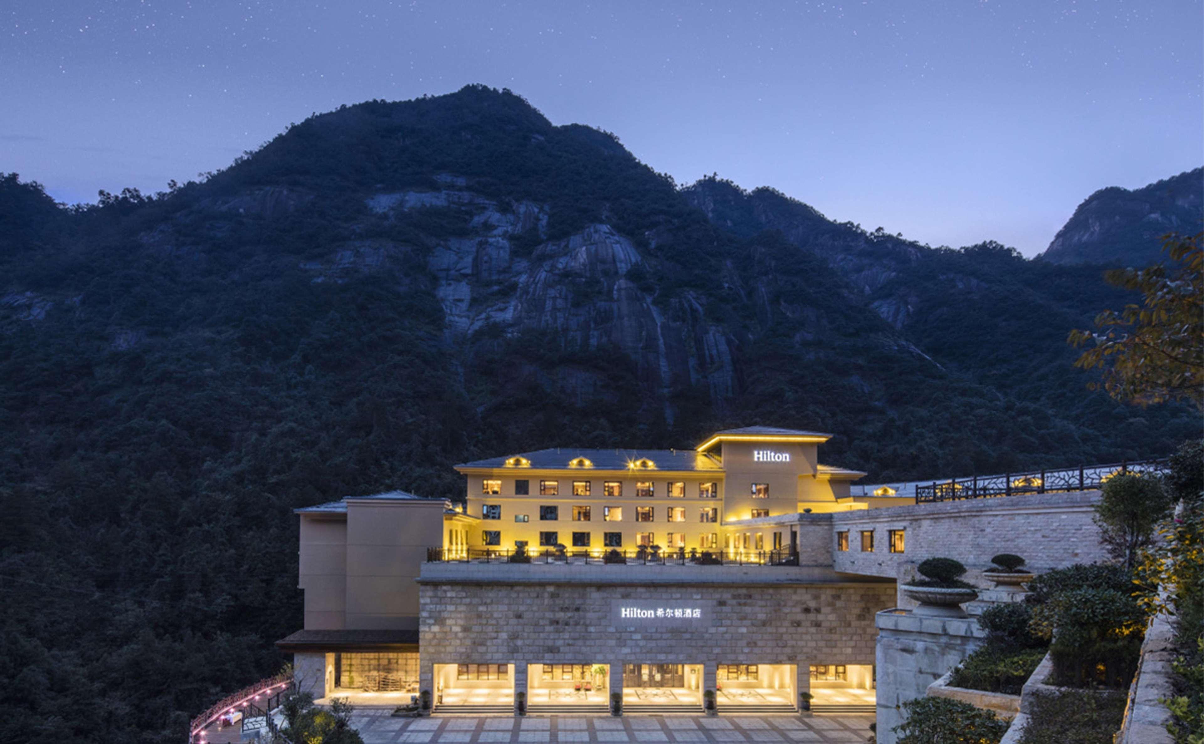 Hilton Sanqingshan Resort Shangrao Exteriör bild