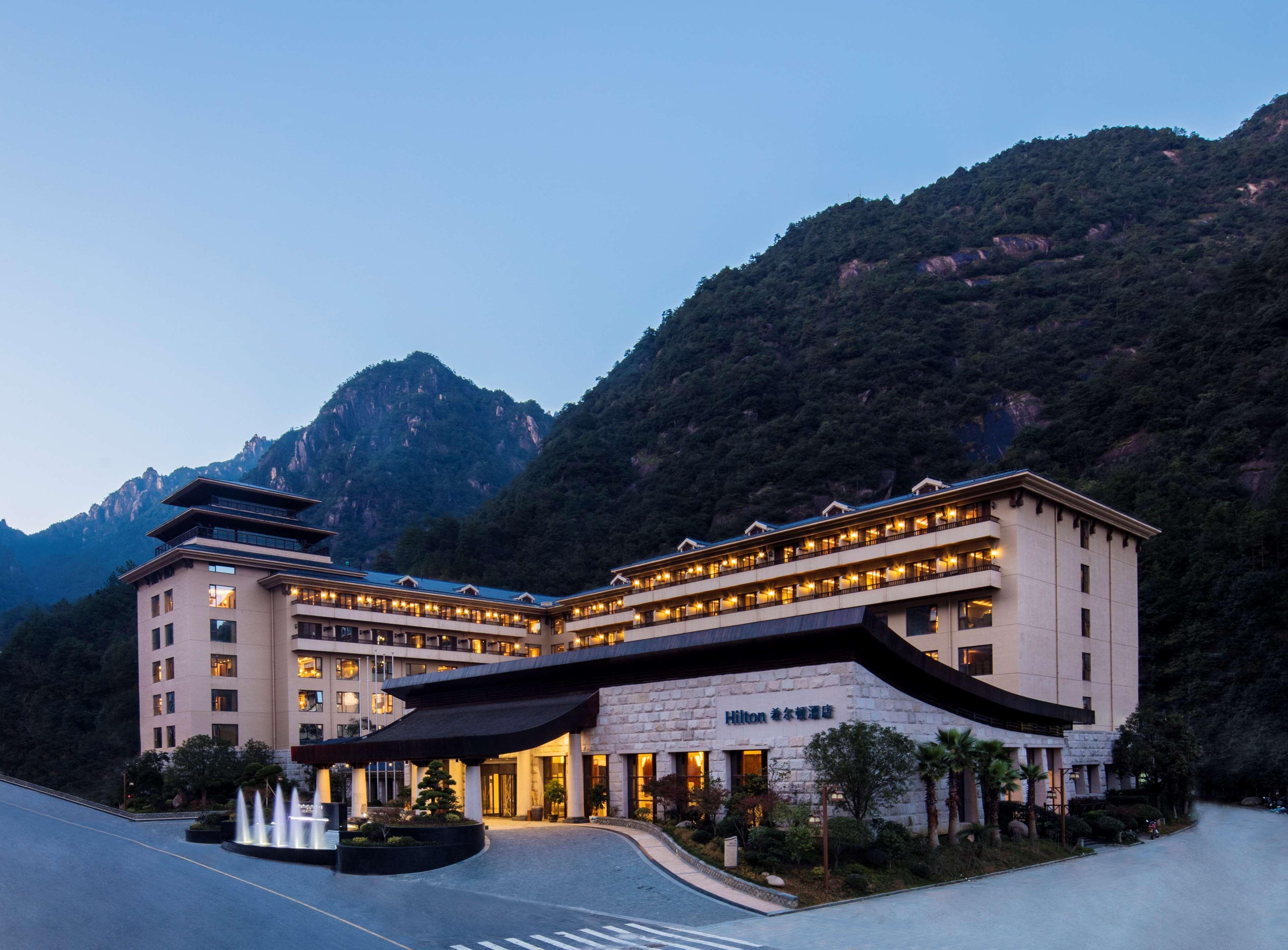 Hilton Sanqingshan Resort Shangrao Exteriör bild
