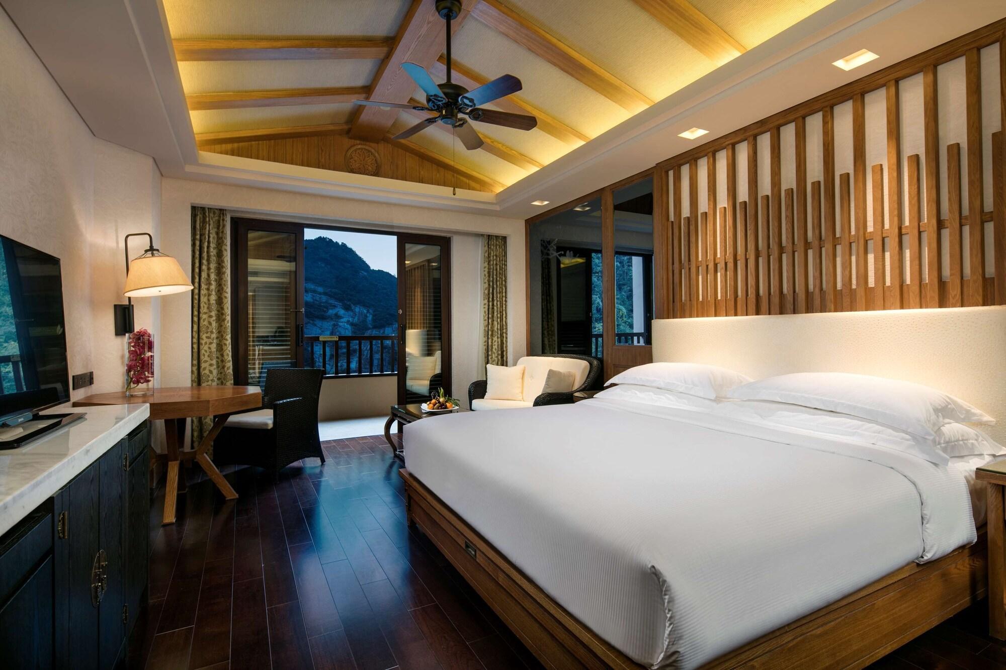Hilton Sanqingshan Resort Shangrao Exteriör bild