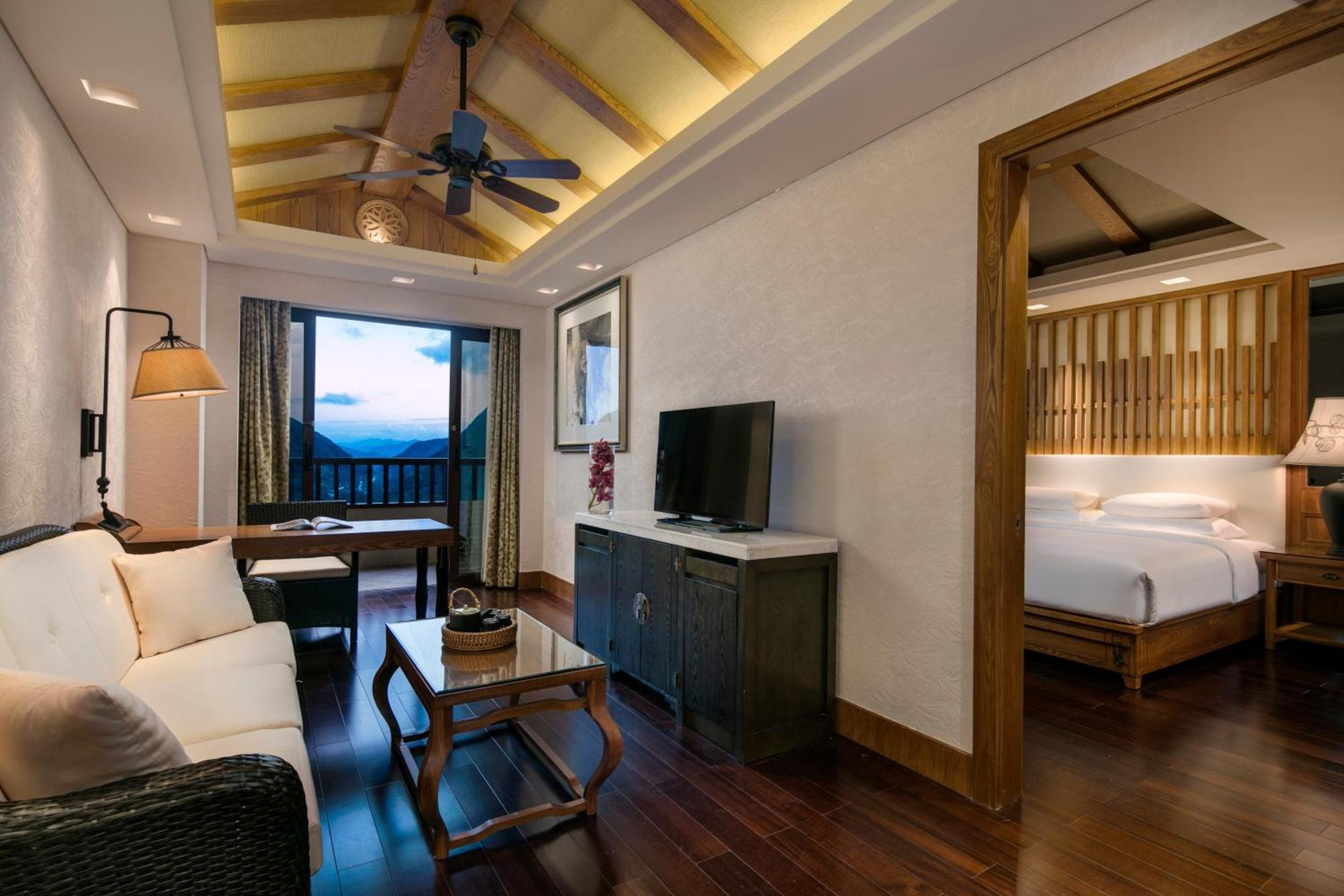 Hilton Sanqingshan Resort Shangrao Exteriör bild